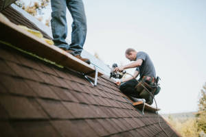 Local Roofers in Glades, PA